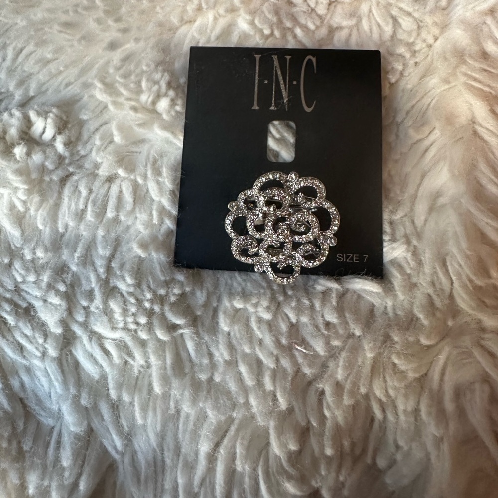 New with tag INC ring size 7